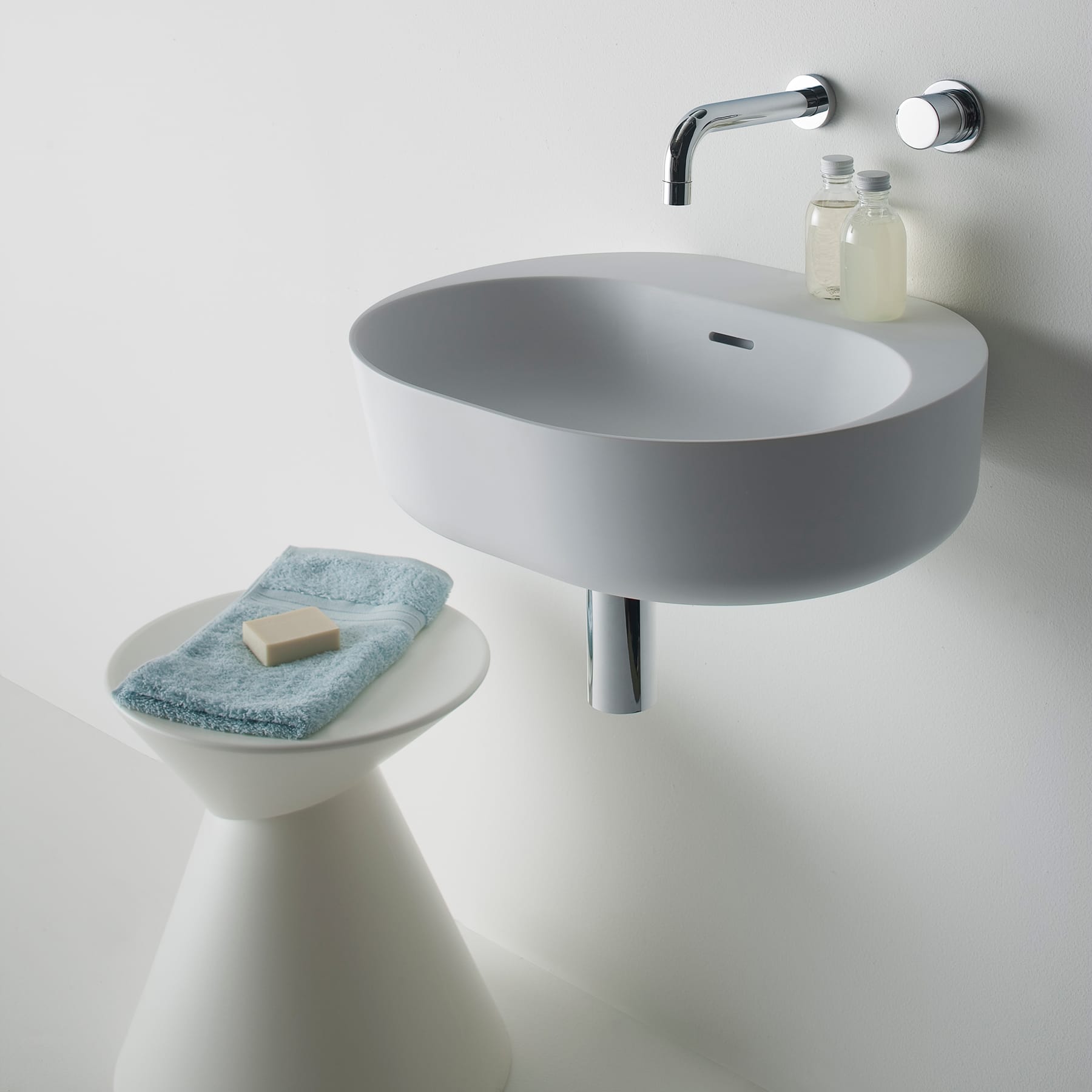 Lilli 400 Basin