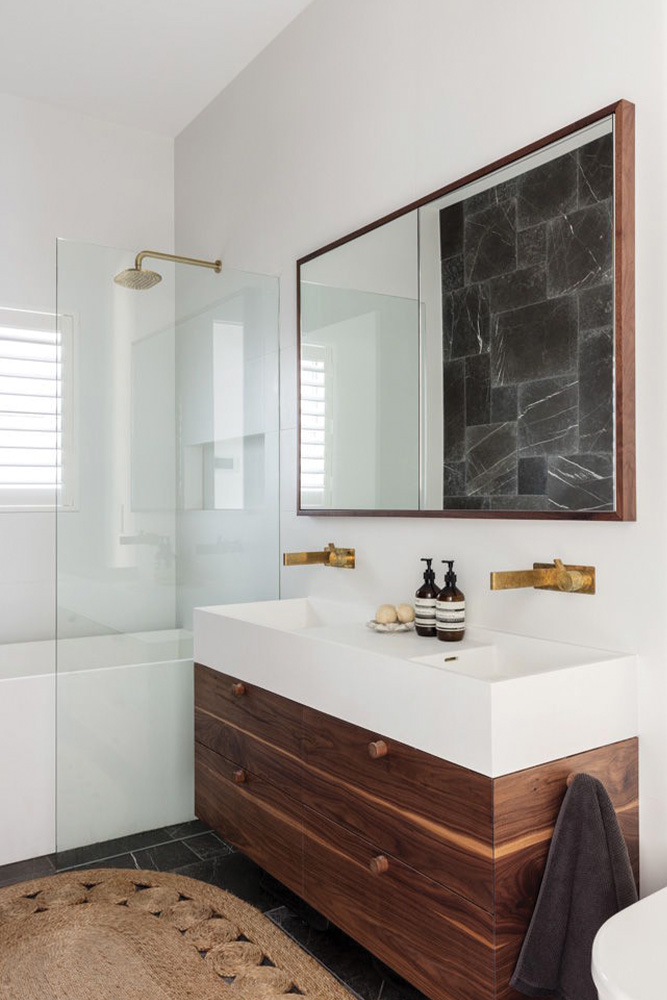 corner, sink, sink faucet, bathroom, indoors, room, shower faucet, bathing