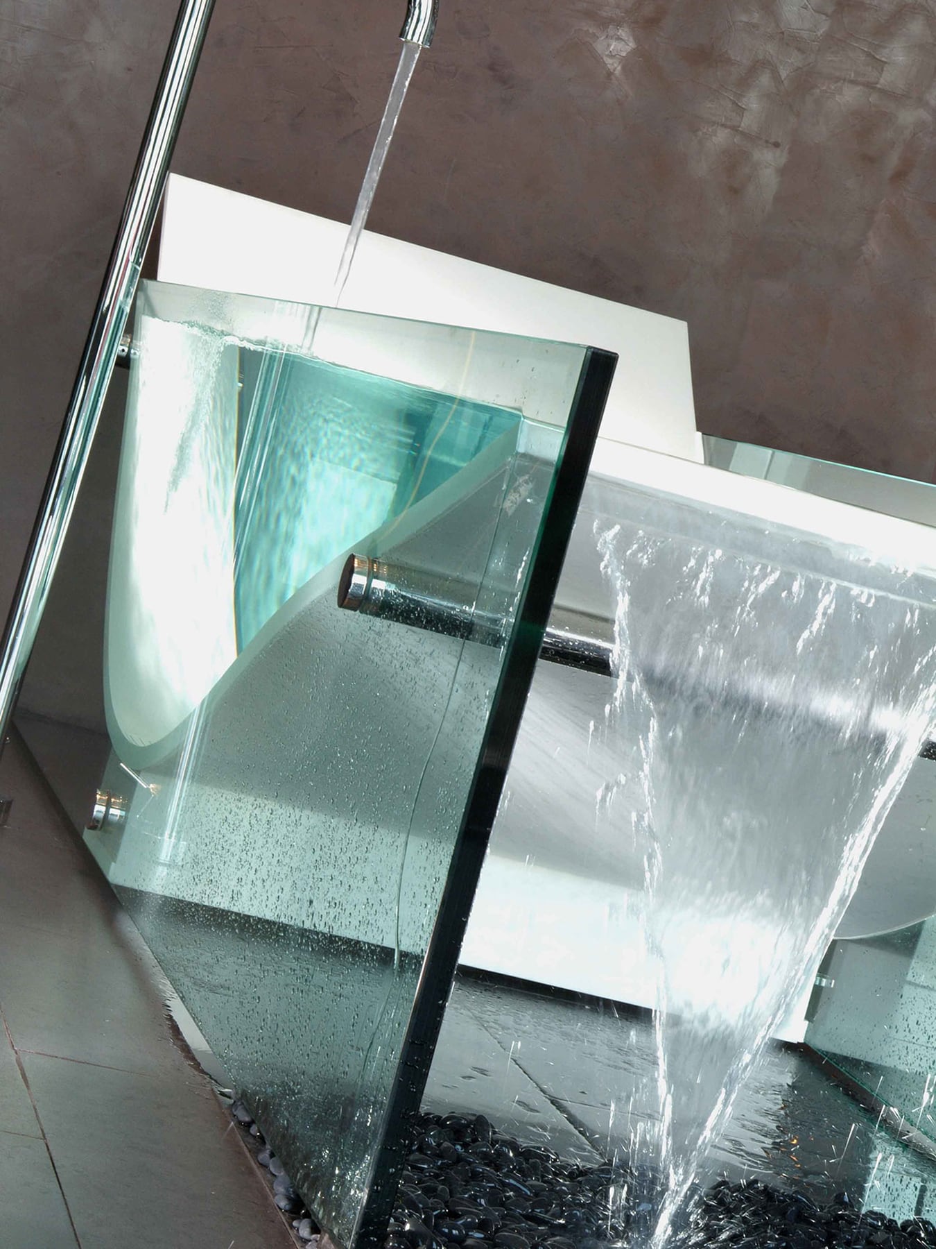 sink, sink faucet, bathing, bathtub, person, tub