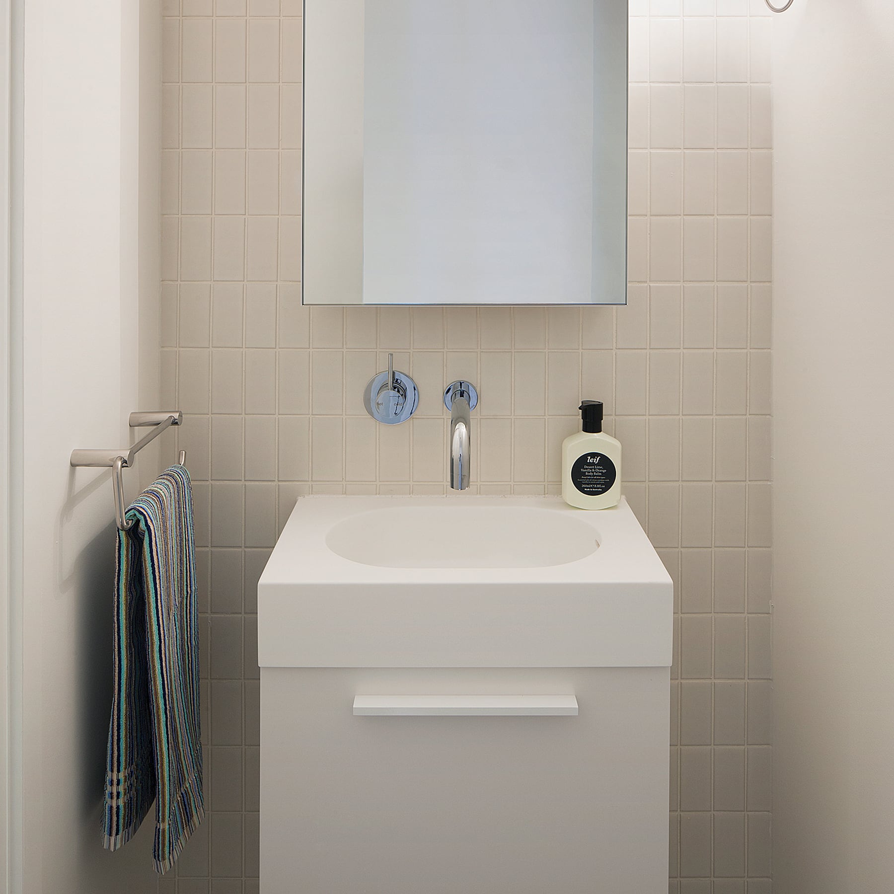 sink, sink faucet, basin